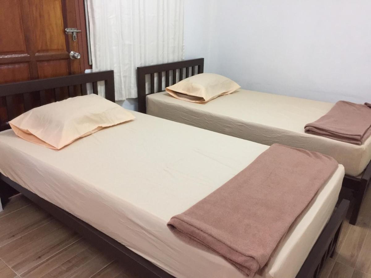 Siriwal Guesthouse 大城 外观 照片
