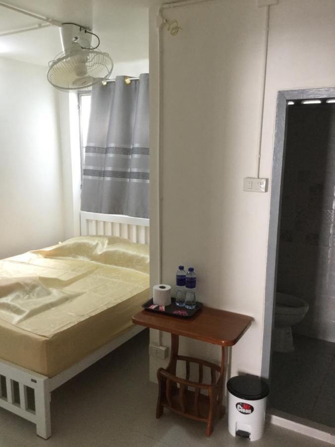 Siriwal Guesthouse 大城 外观 照片