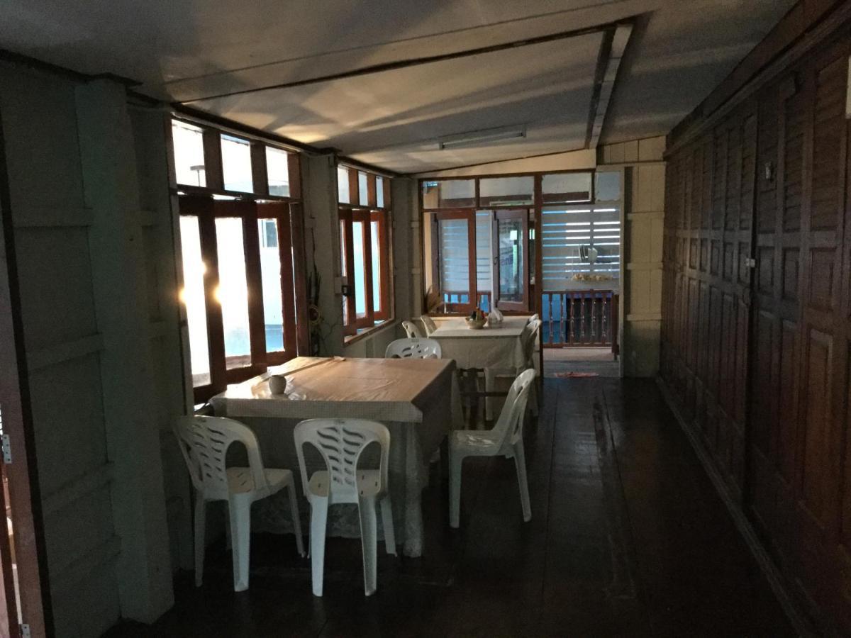 Siriwal Guesthouse 大城 外观 照片